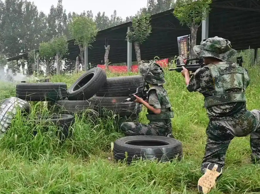 Real person field battle‌